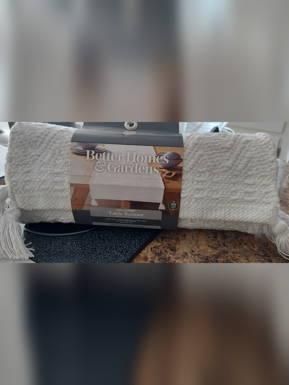 NWT Better Homes And Gardens White Patterned Cotton Table Runner with Tassels